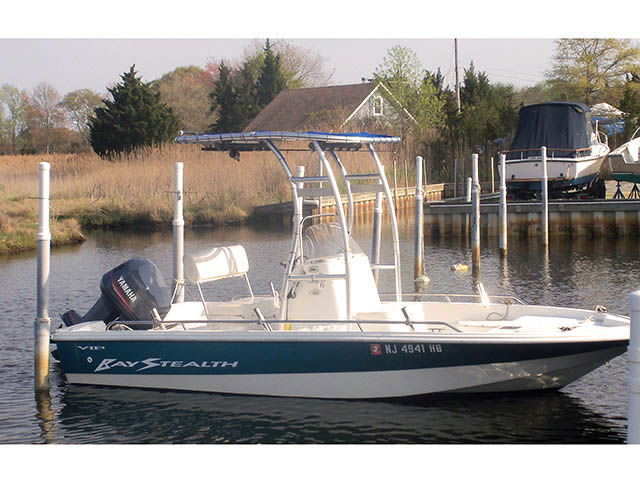 2001 VIP Bay Stealth 1880 center console boat with universal ttop by Stryker T-Tops installed