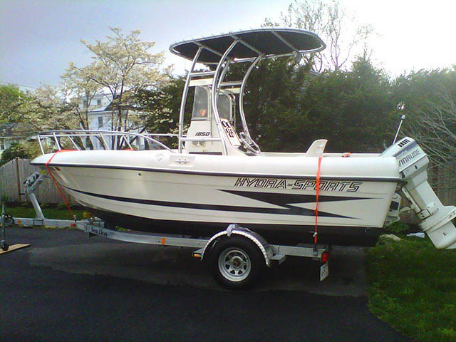 1995 19.5ft hydrosports center console boat with universal ttop by Stryker T-Tops installed