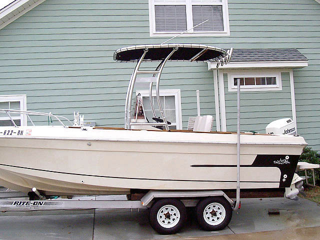 1983 20 ft Sport Craft center console boat with universal ttop by Stryker T-Tops installed