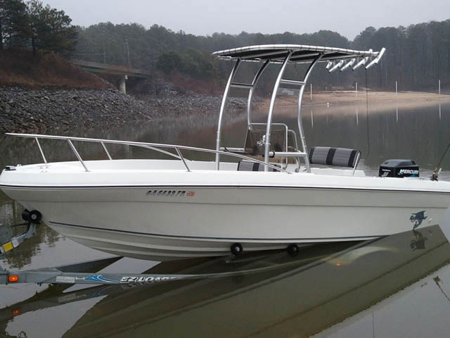 2001 Reef Runner center console boat with universal ttop by Stryker T-Tops installed