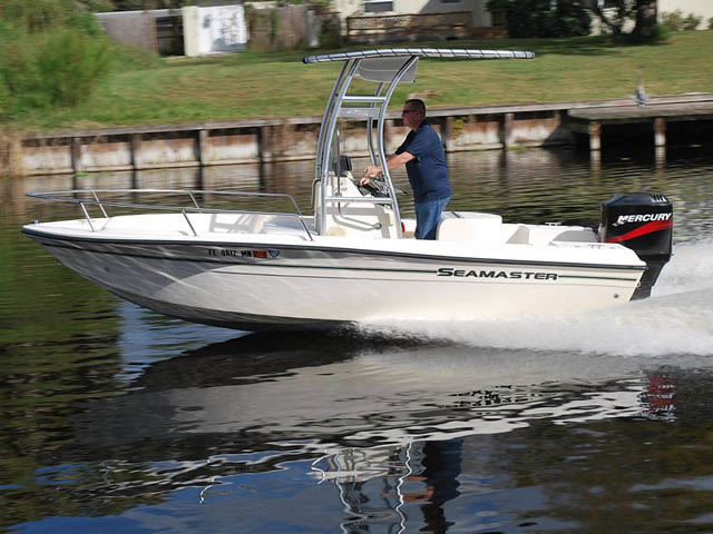 Seamaster center console boat with universal ttop by Stryker T-Tops installed