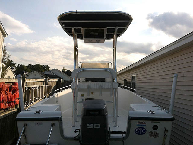 2002 Sea Hunt 172CC center console boat with universal ttop by Stryker T-Tops installed